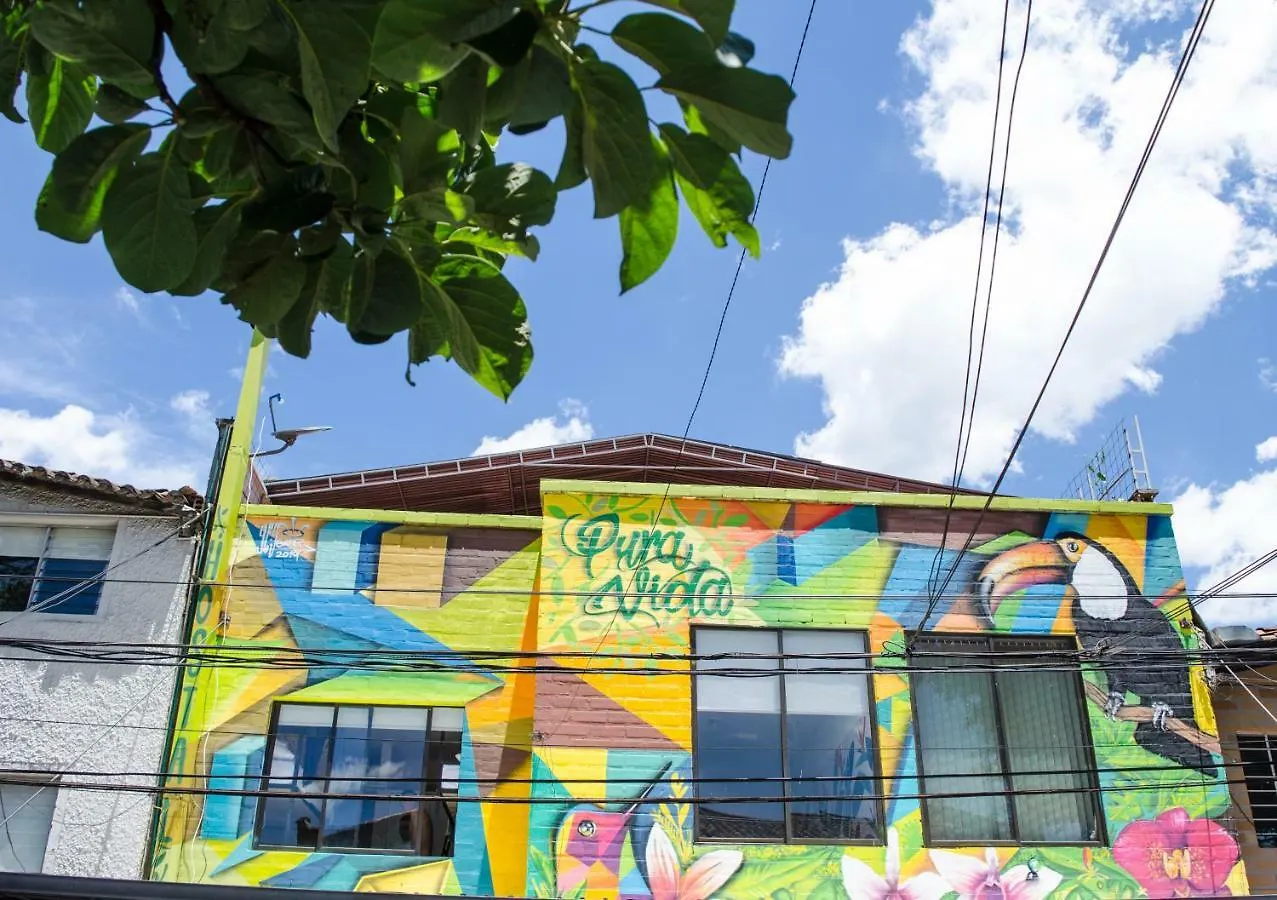 Hostal Pura Vida La 70 Medellin Colombia
